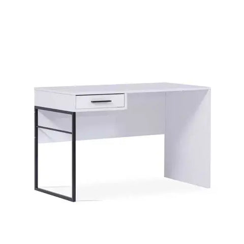 DESK x 1