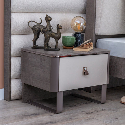 NIGHTSTAND x 1