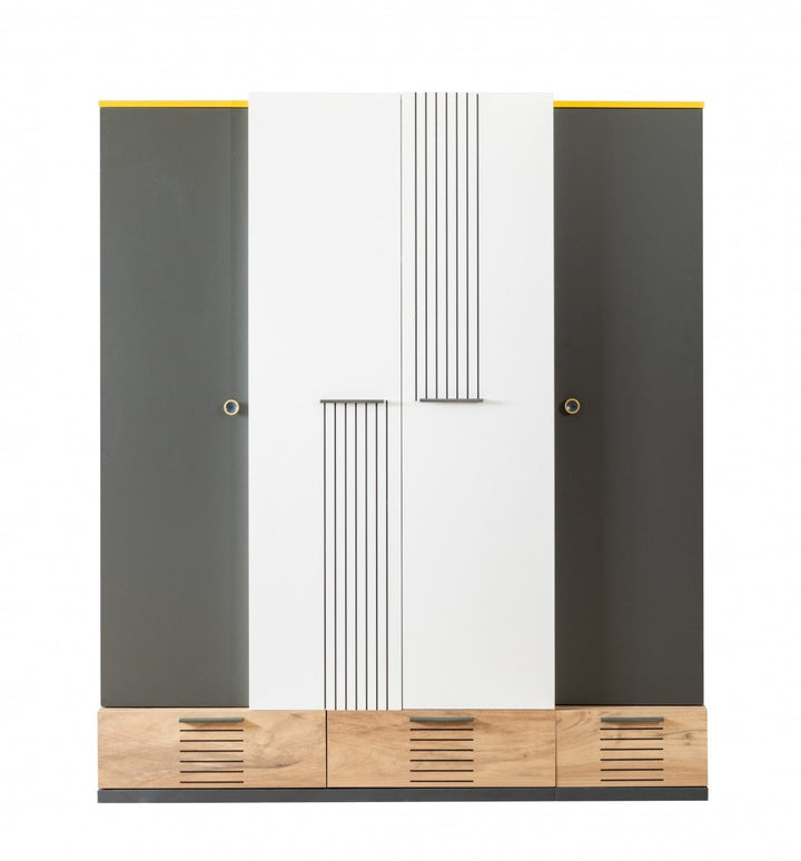 Relax Armoire