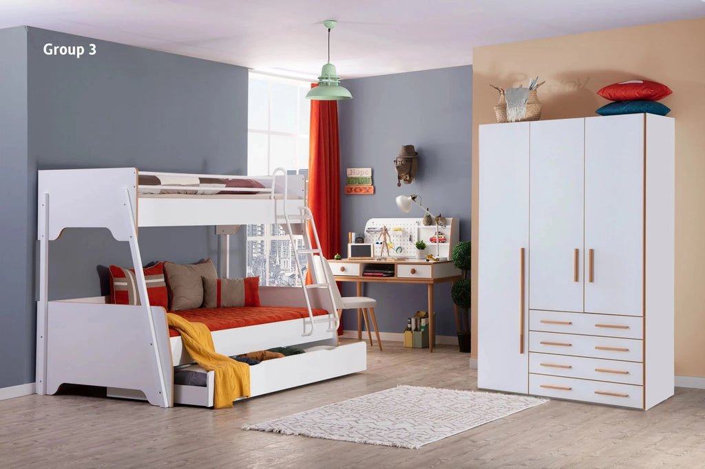 Retro Set 3 white bunk bed with orange mattress and pull-out trundle ladder